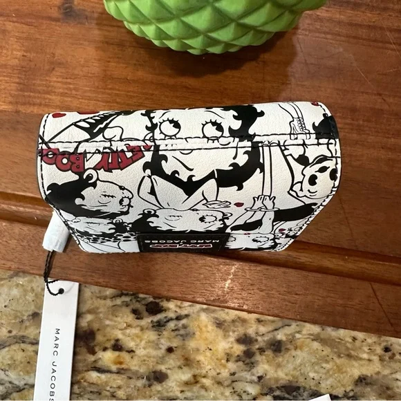 Limited Edition Betty Boop x Marc Jacobs Wallet NWT - Picture 7 of 7